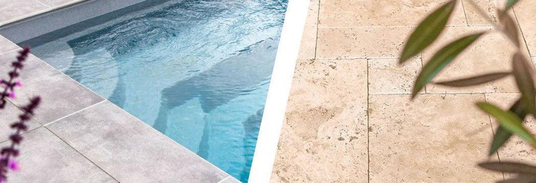 Poolrandplatten links feinsteinzeug betonoptik, rechts Naturstein Travertin