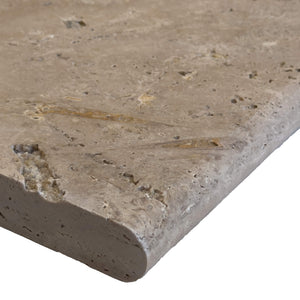 Travertin Poolrandstein Kantenansicht Nahaufnahme