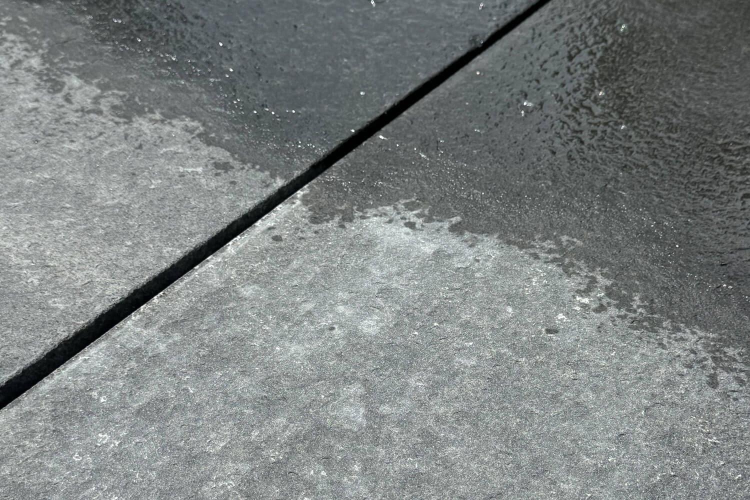 Beckenrandsteine Basalt Fuge