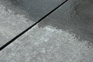 Beckenrandsteine Basalt Fuge