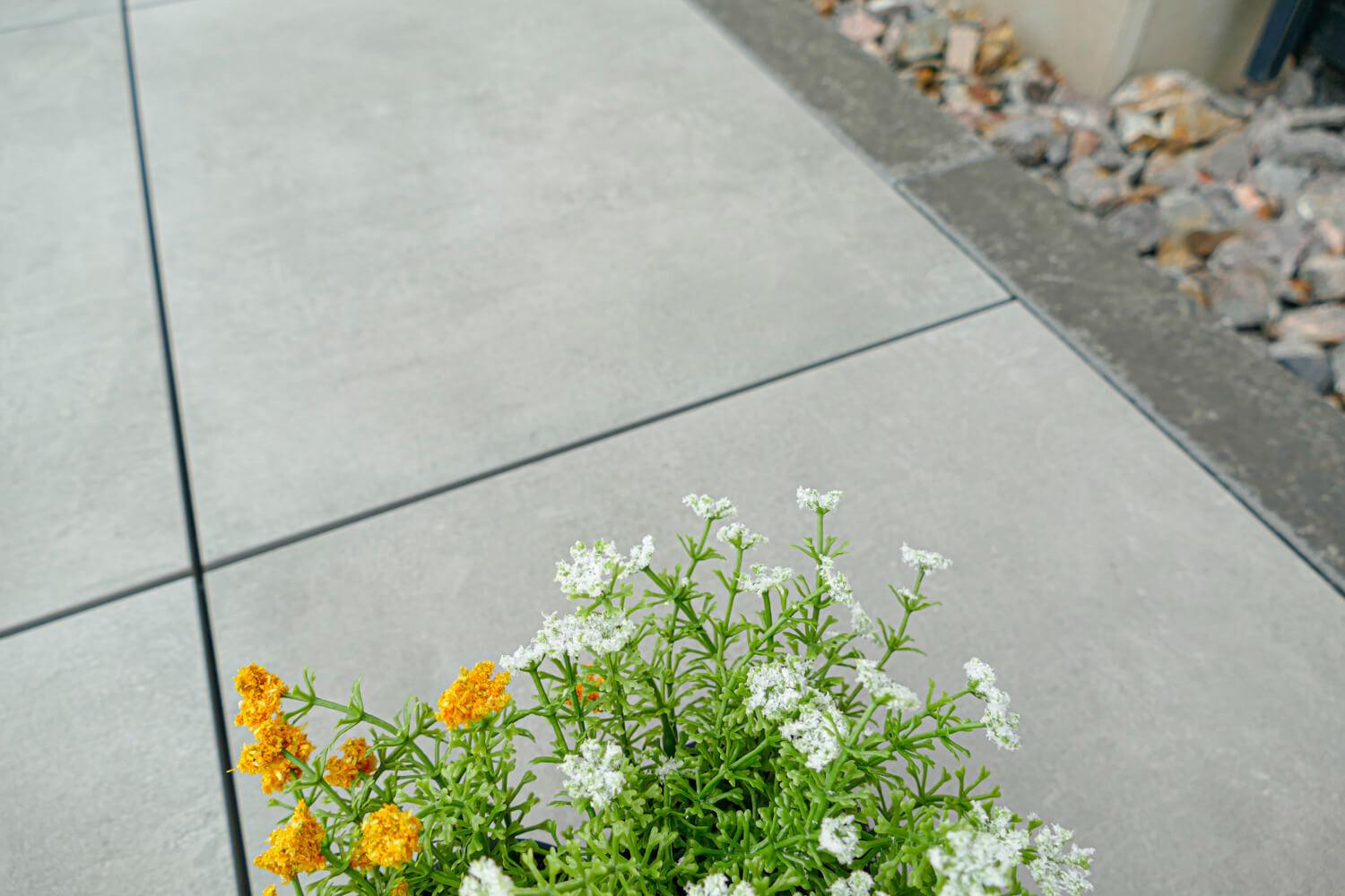 Rasenkantenstein Basalt