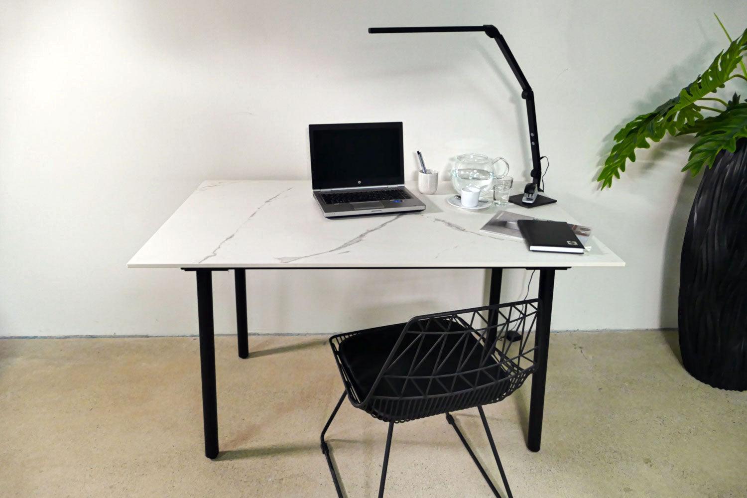 Tisch Marmoroptik weiß 130 cm