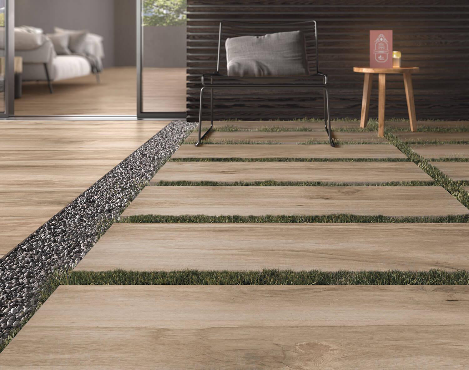 Detailaufnahme Terrassendielen Feinsteinzeug in Holzoptik