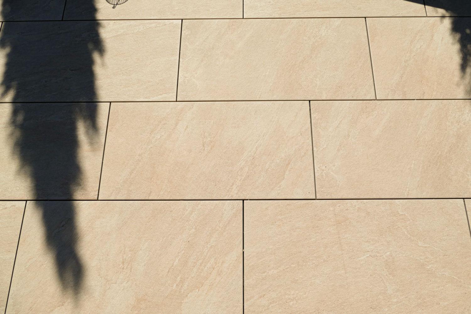 Quarzit-Optik Feinsteinzeug Terrassenplatten Rio Dorato