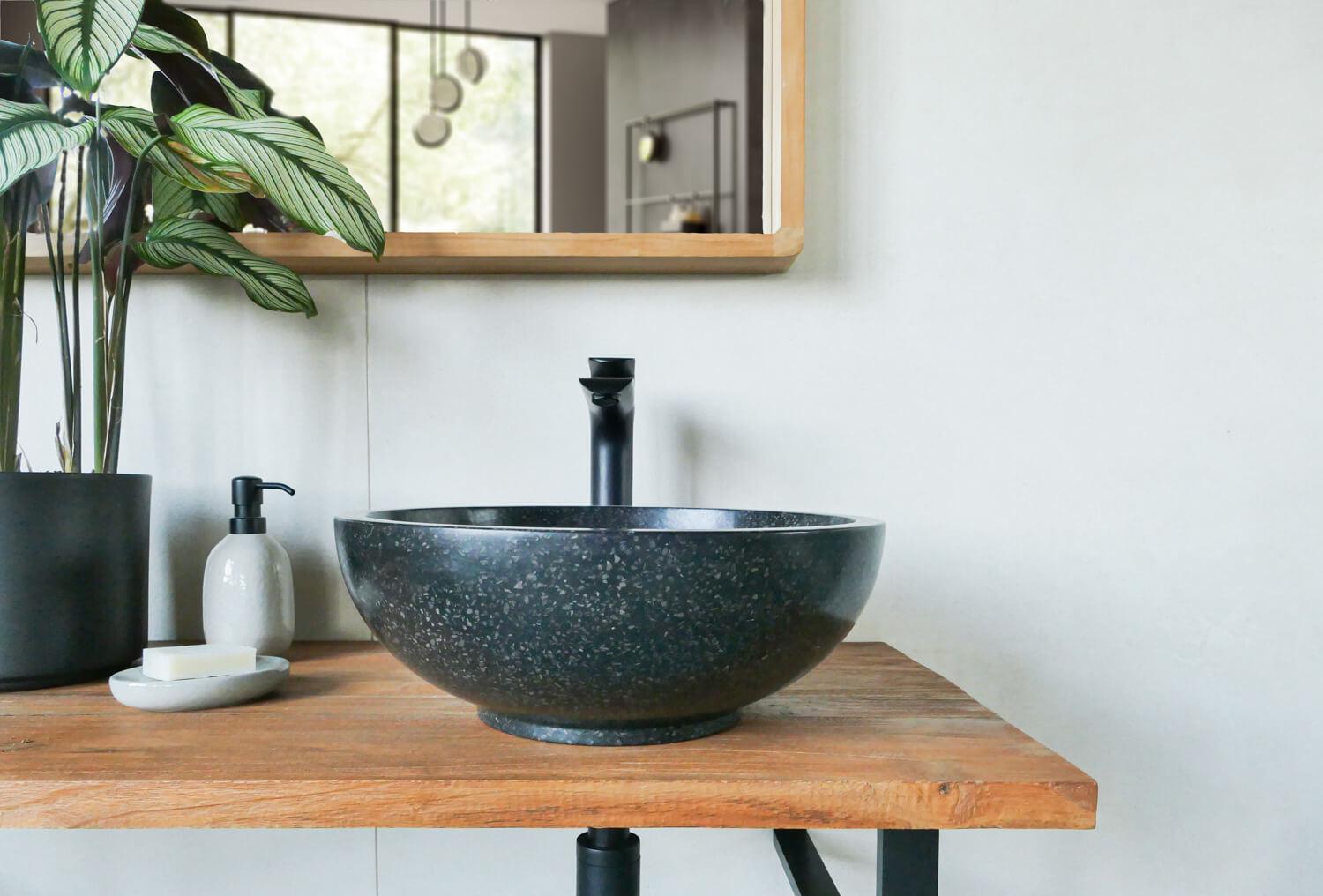 Schwarzes Terrazzobecken Bowlform