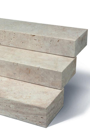 Blockstufen Travertin Medium Farbe Cremebeige