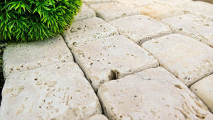 Detail Travertinpflaster