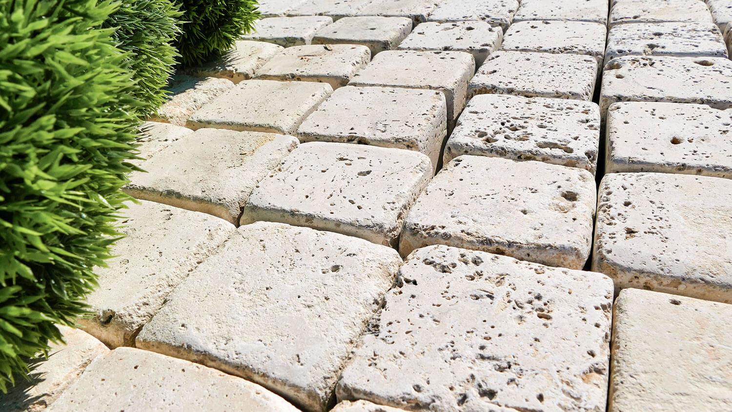 Würfelpflaster Naturstein Travertin