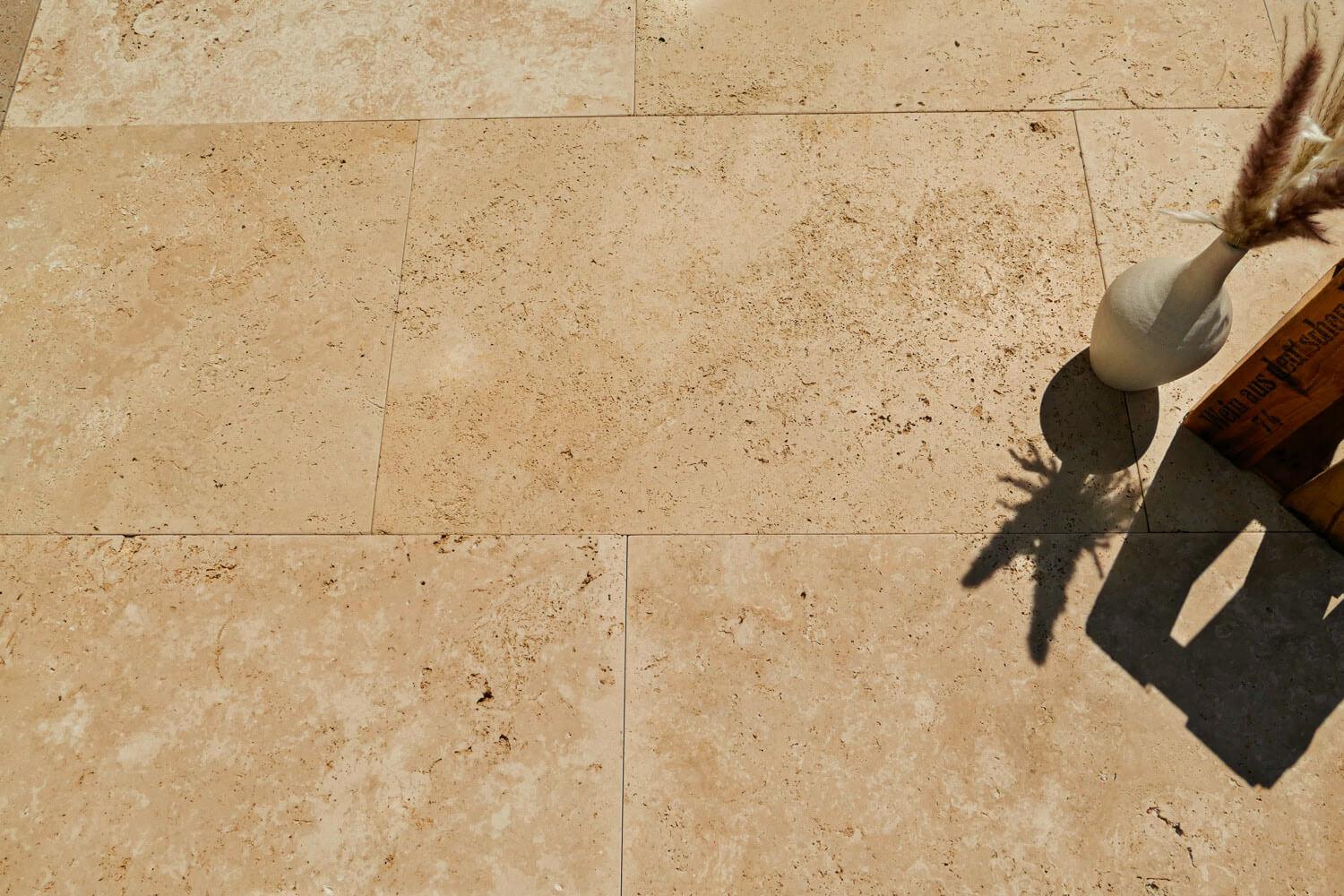 Terrassenplatten Travertin Marrone