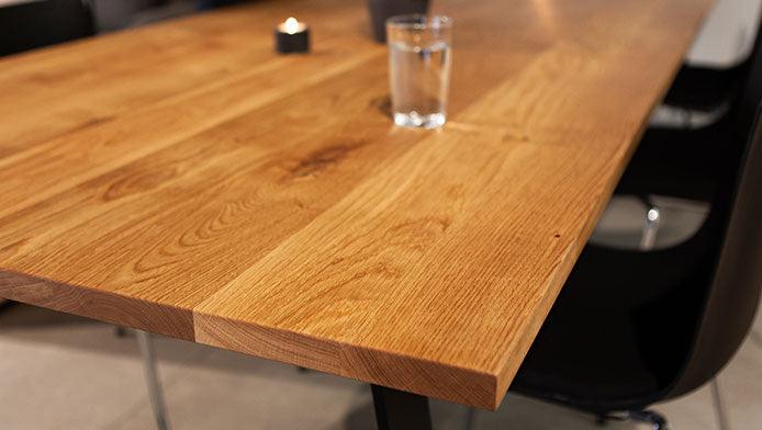 Holztisch Esstisch Kantenansicht
