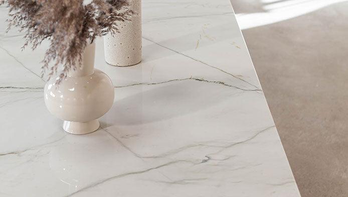 Tables en marbre