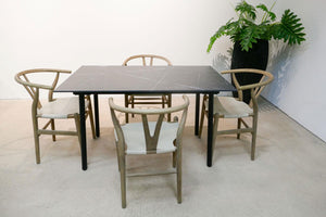 Tisch Marmoroptik schwarz 130 cm