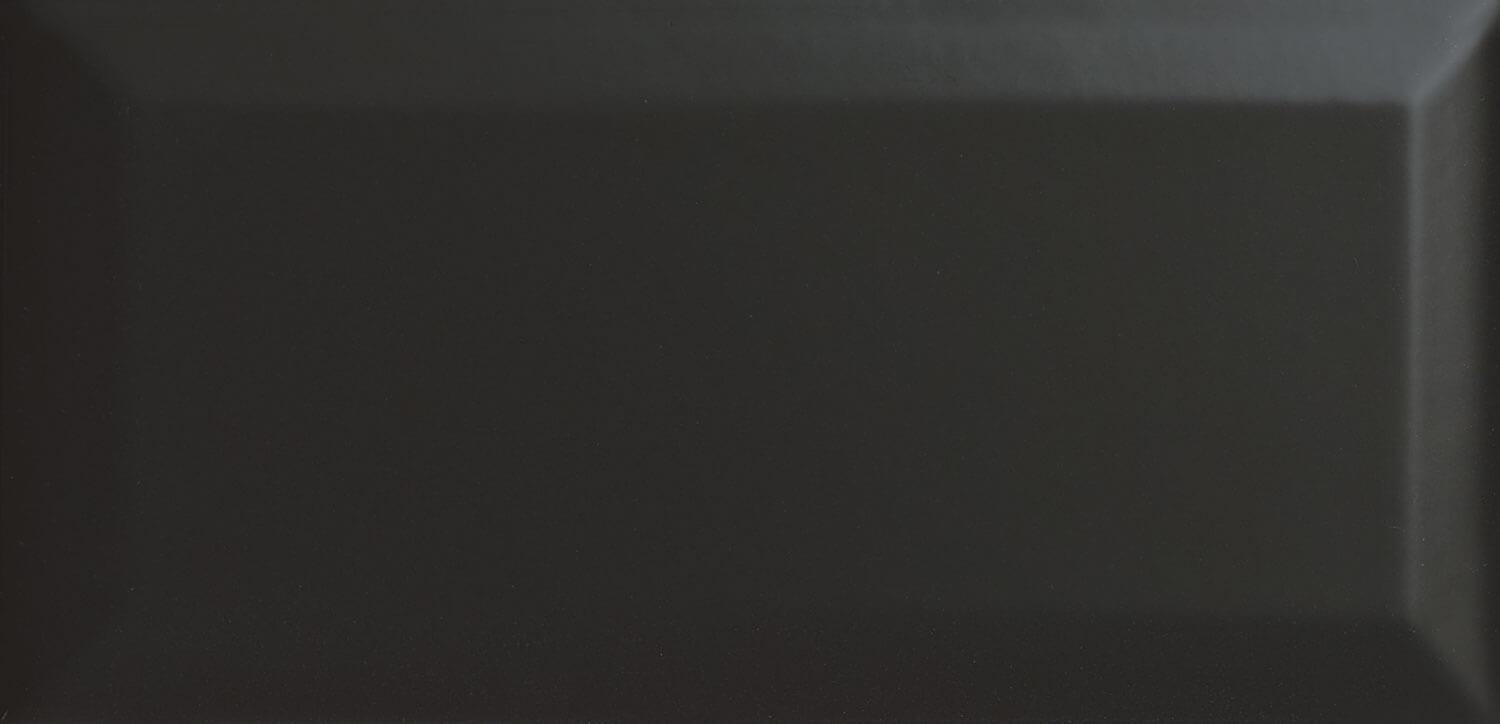 Metro Fliese schwarz