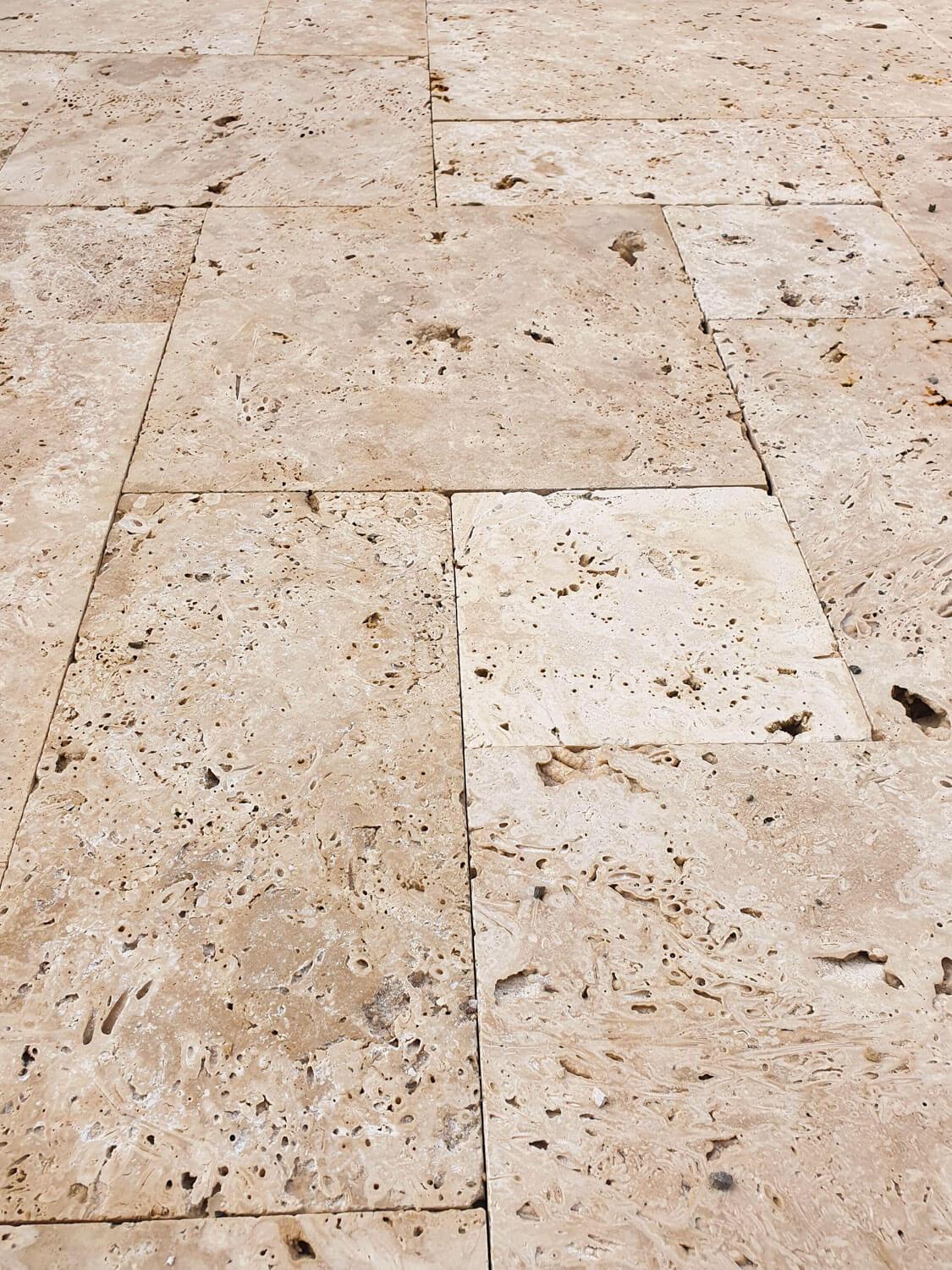 Terrassenplatten Travertin Rustic Römischer Verband