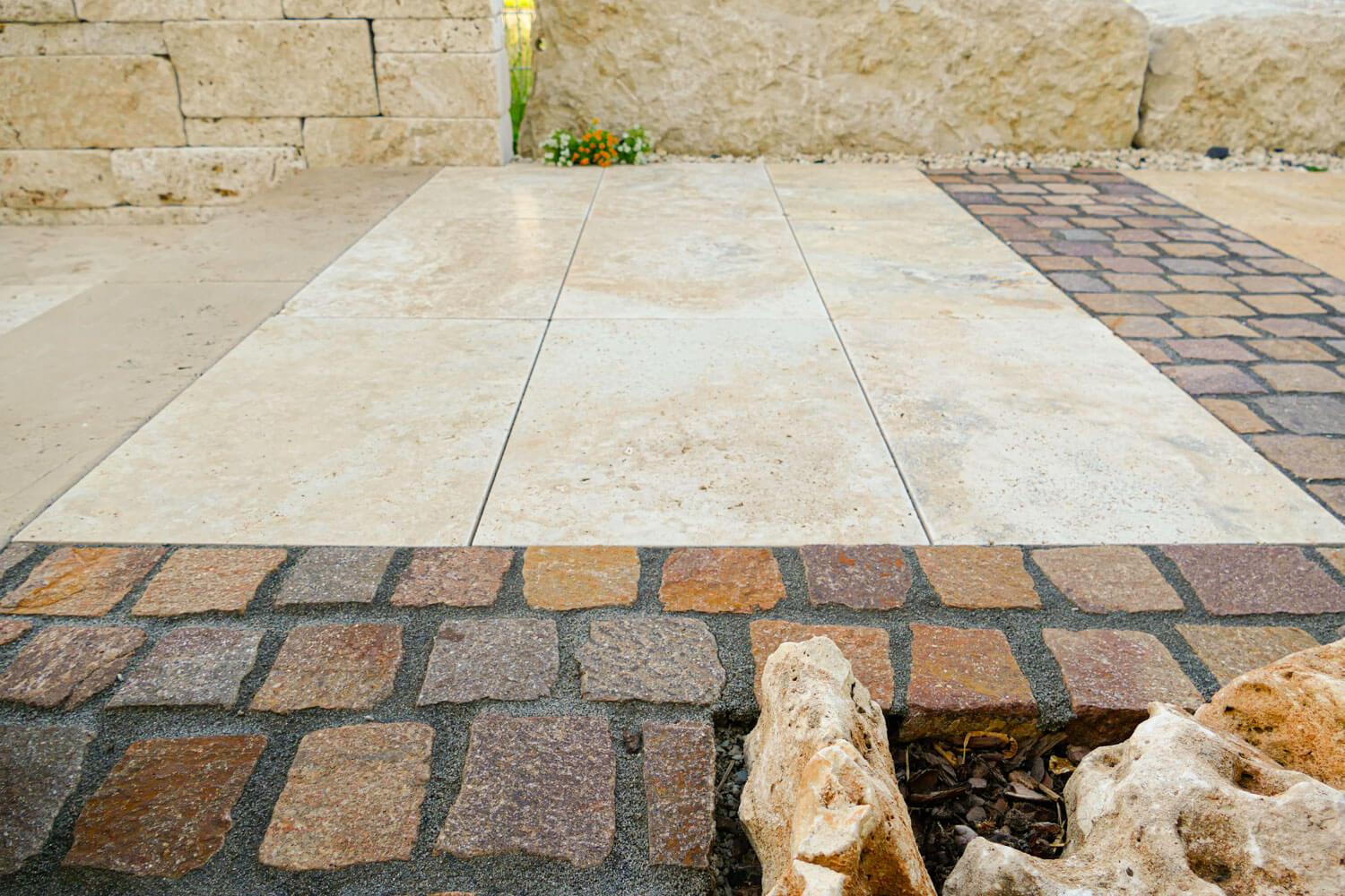 Travertinplatten Medium für die Terrasse